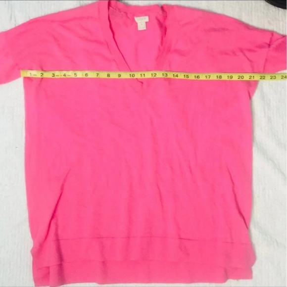 J. Crew Small Pink V- Neck Sweater Shirt Lightweight Long Sleeve - Picture 5 of 6
